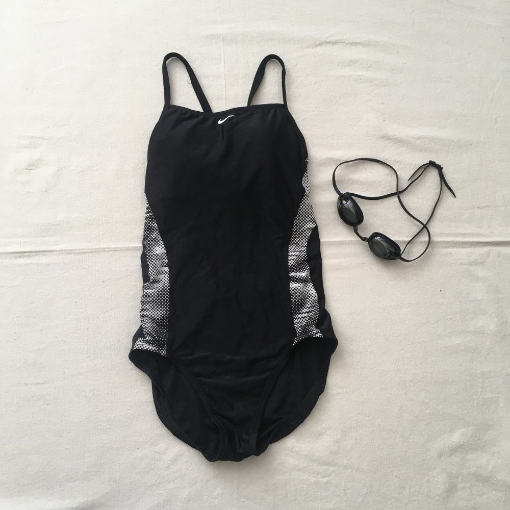 Nike Wind Lingerie Crossback One Piece Swimsuit